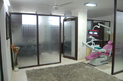 Chandhok Dental Clinic